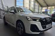 Audi Q7 - фото 5