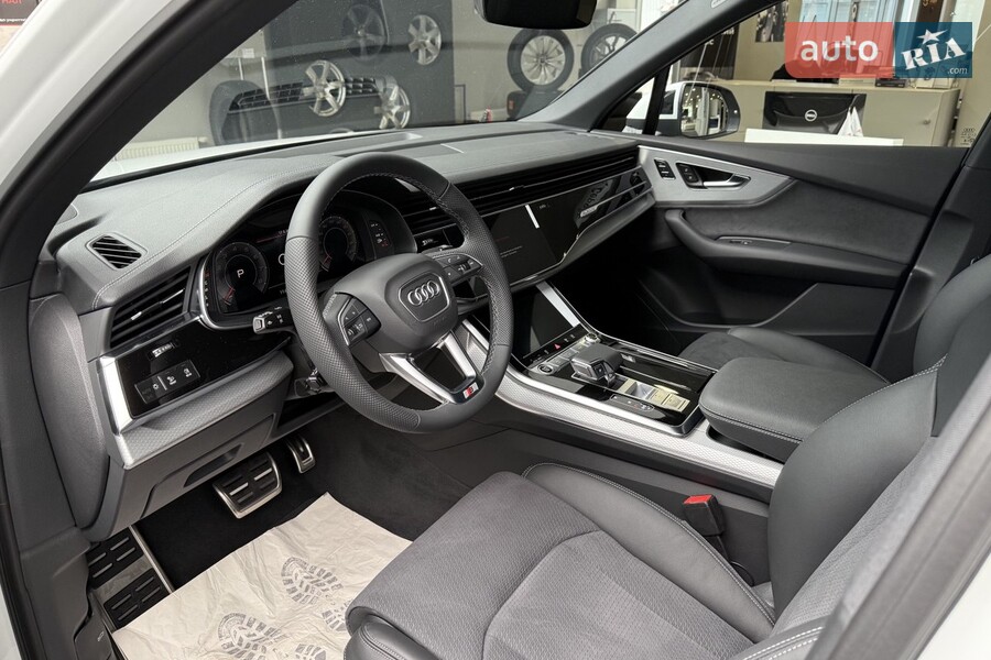 Audi Q7 - фото 5