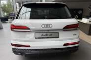 Audi Q7 - фото 3