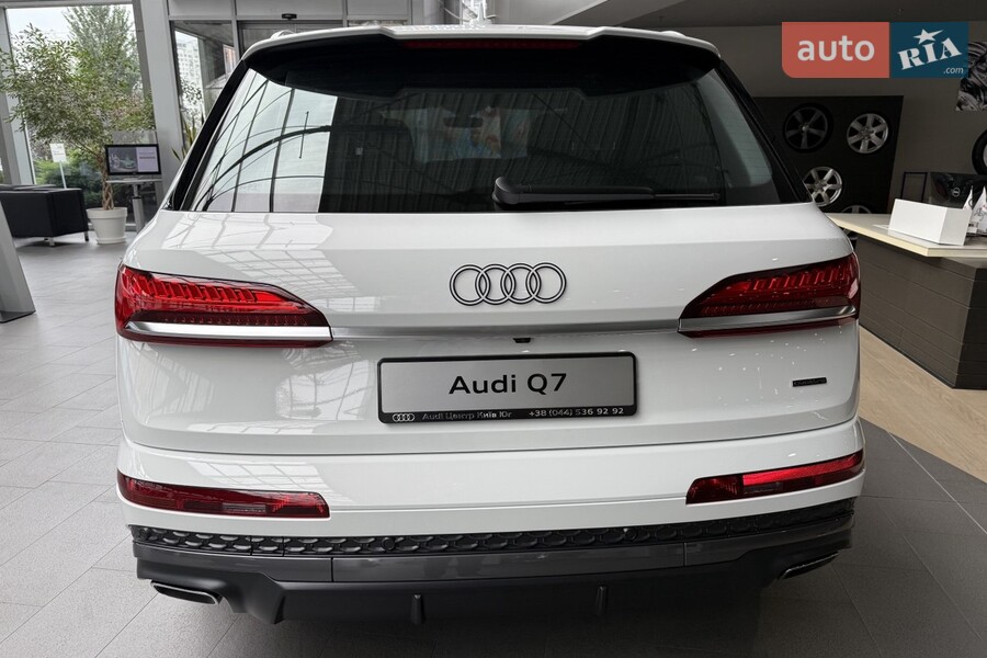 Audi Q7 - фото 3