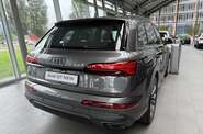 Audi Q7 - фото 3
