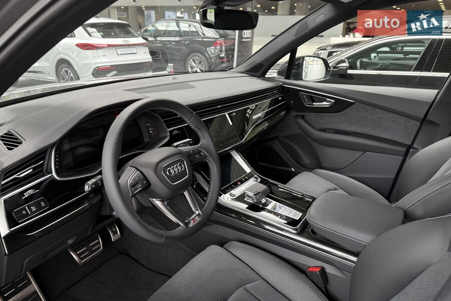 Audi Q7 - фото 5
