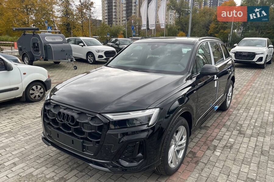 Audi Q7 - фото 2