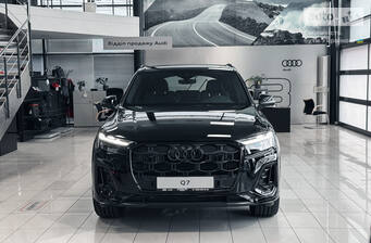 Audi Q7 2025 S-Line