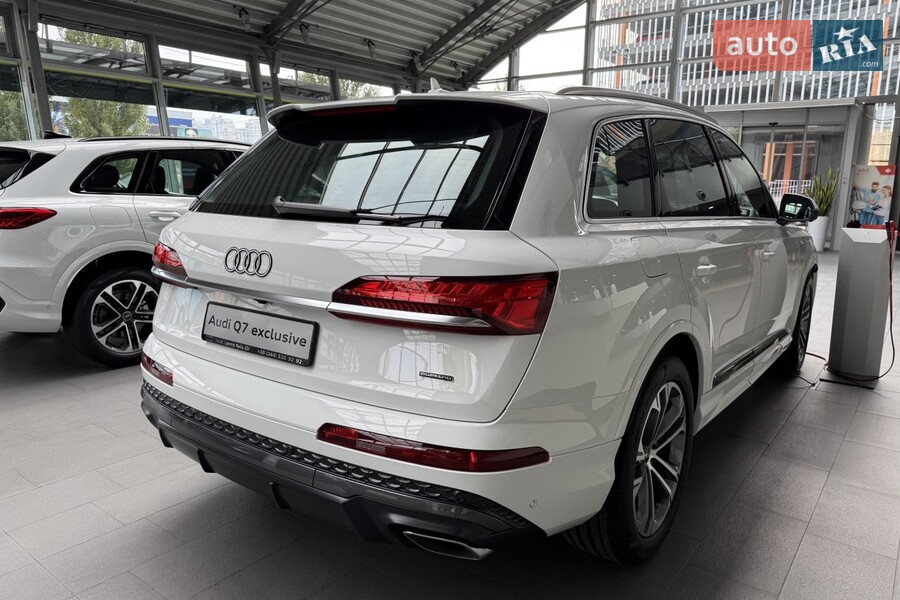 Audi Q7 - фото 5