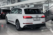 Audi Q7 Audi Q7 S-Line