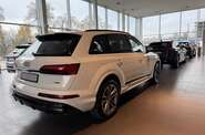 Audi Q7 S-Line