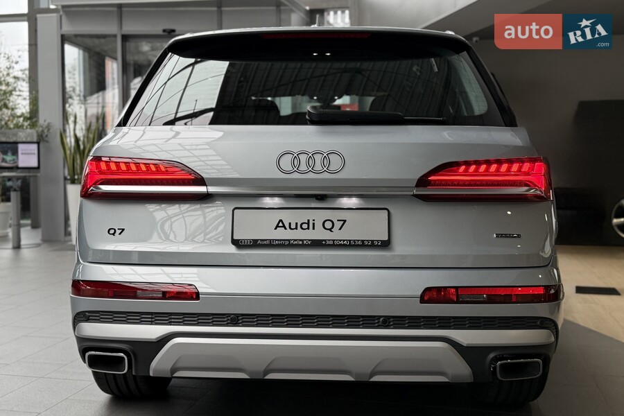 Audi Q7 - фото 4