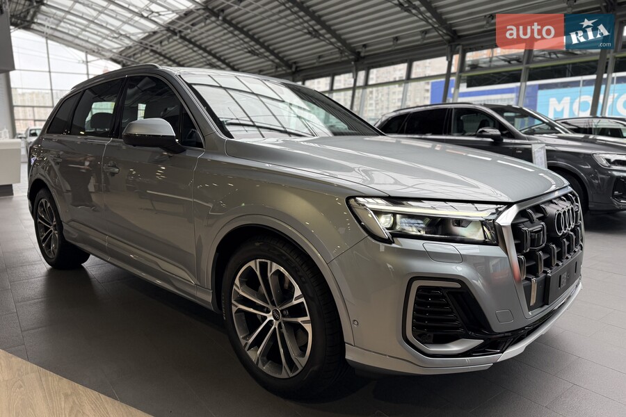 Audi Q7 - фото 2
