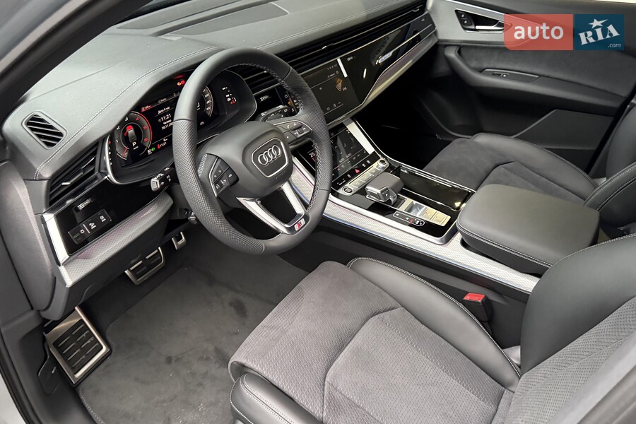 Audi Q7 - фото 16