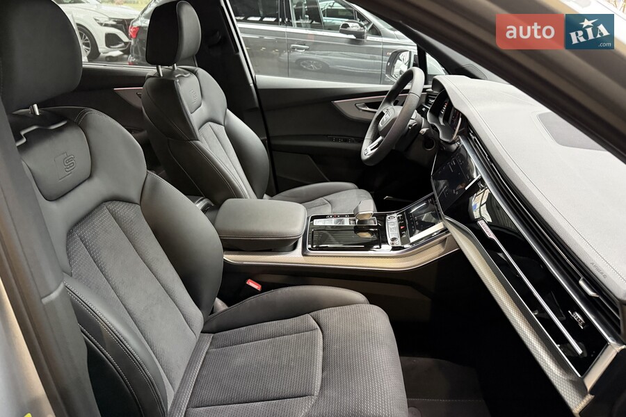Audi Q7 - фото 23