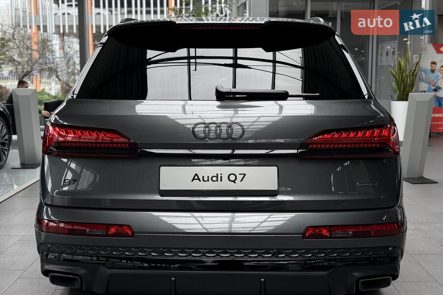 Audi Q7 - фото 4