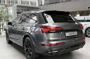 Audi Q7 - фото 6