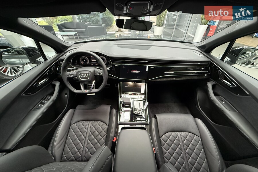 Audi Q7 - фото 11