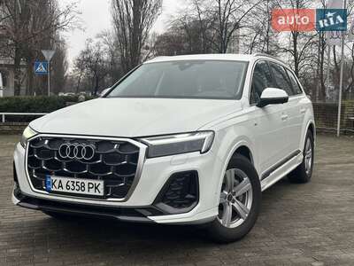 Audi Q7 2025 S-Line