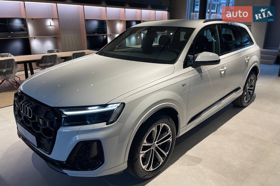 Audi Q7 - фото 4