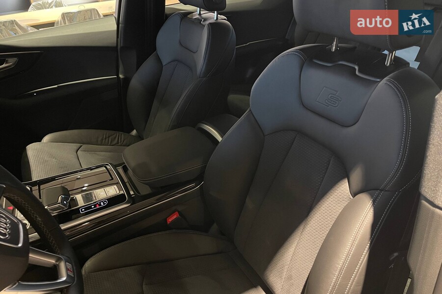 Audi Q7 - фото 15