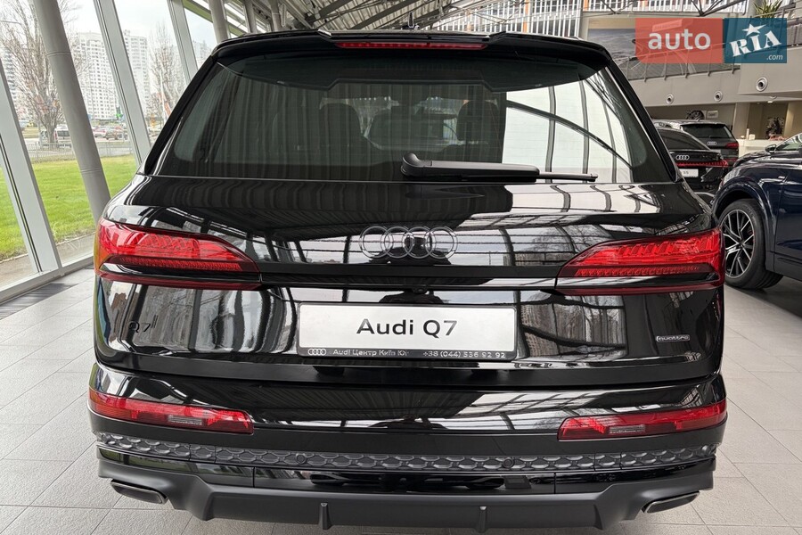 Audi Q7 - фото 5