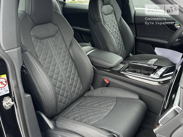 Кросовер Audi Q7 2026 в Київ