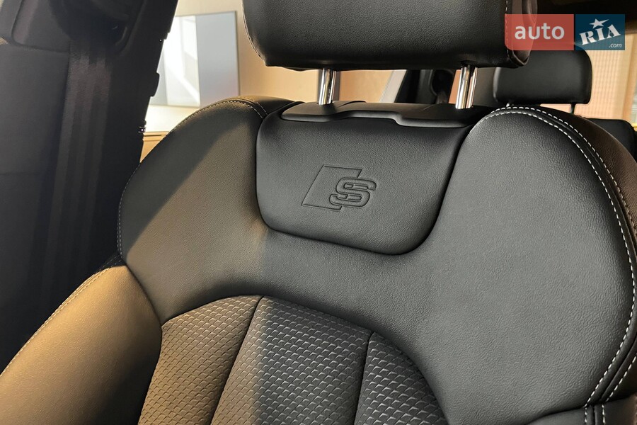 Audi Q7 - фото 20