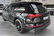 Audi Q7 - фото 4
