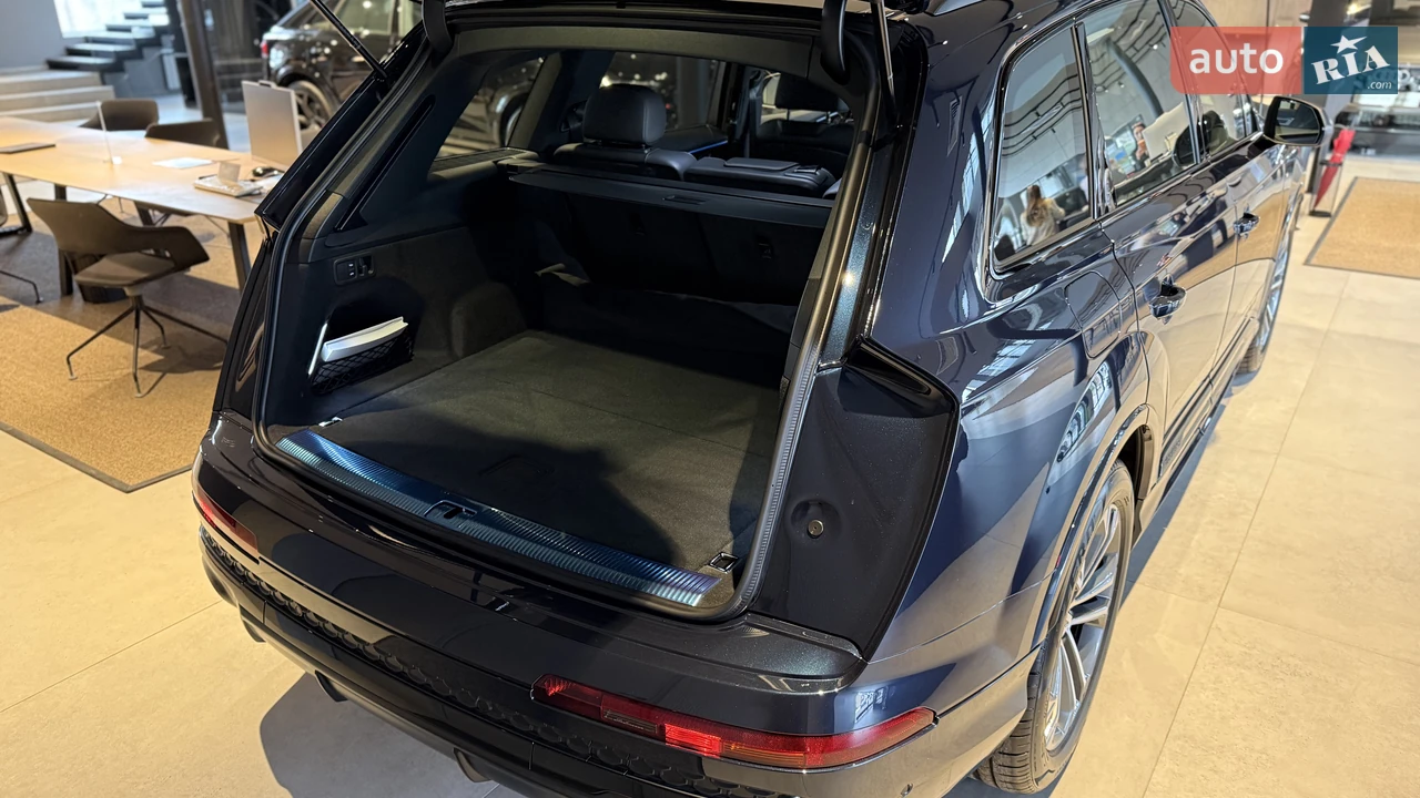 Audi-3