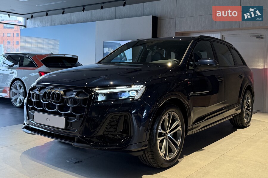Audi Q7 - фото 1