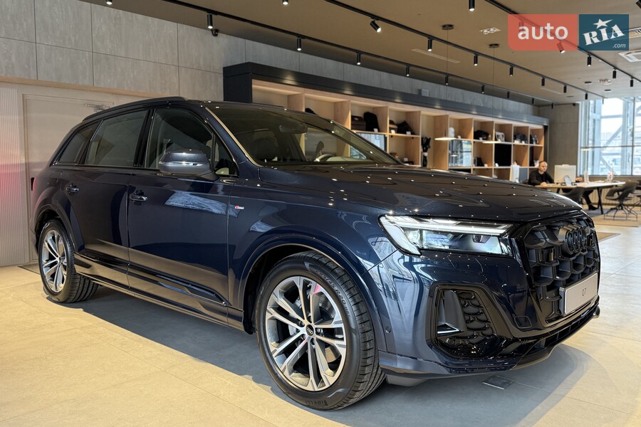 Audi Q7 - фото 6