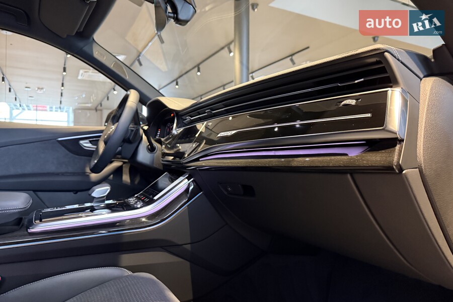 Audi Q7 - фото 15