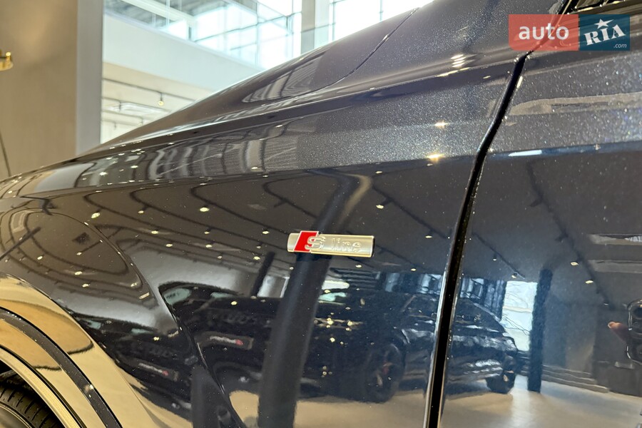 Audi Q7 - фото 18