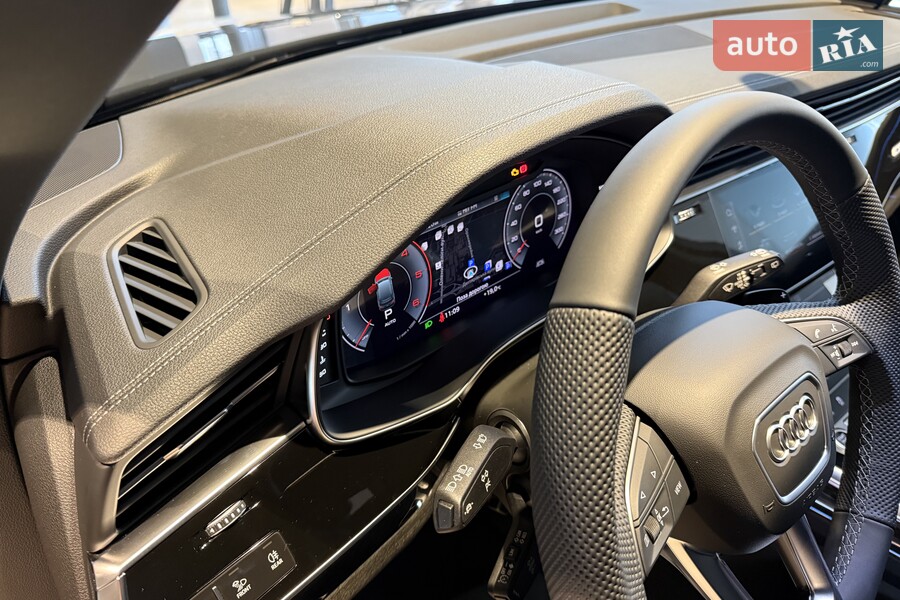 Audi Q7 - фото 33
