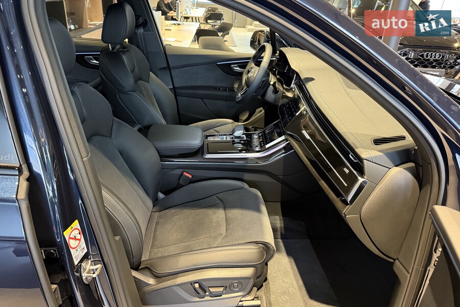 Audi Q7 - фото 36
