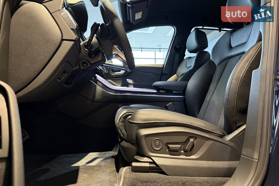Audi Q7 - фото 37