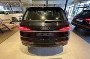 Audi Q7 - фото 6
