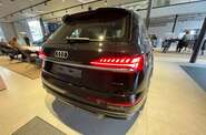 Audi Q7 - фото 7