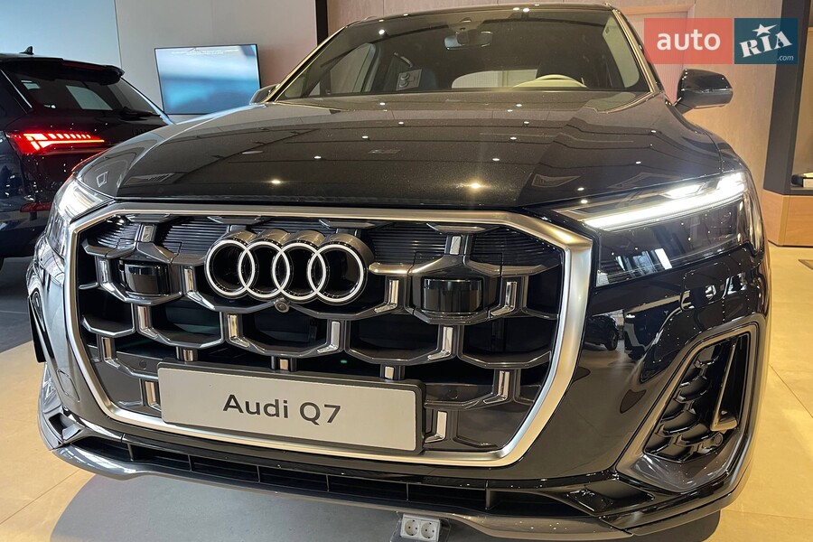 Audi Q7 - фото 9