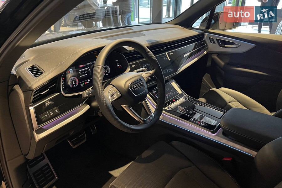 Audi Q7 - фото 16