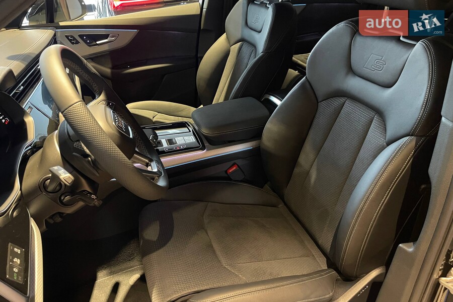 Audi Q7 - фото 19