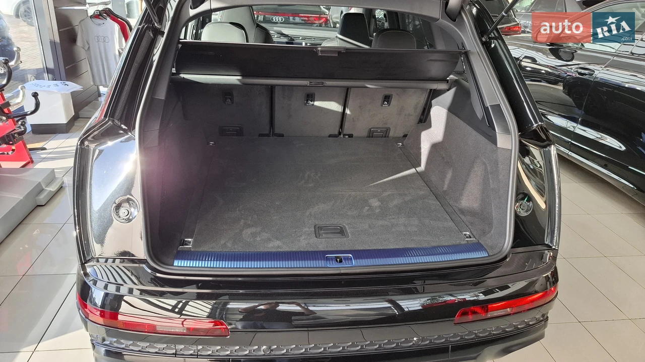 Audi-8