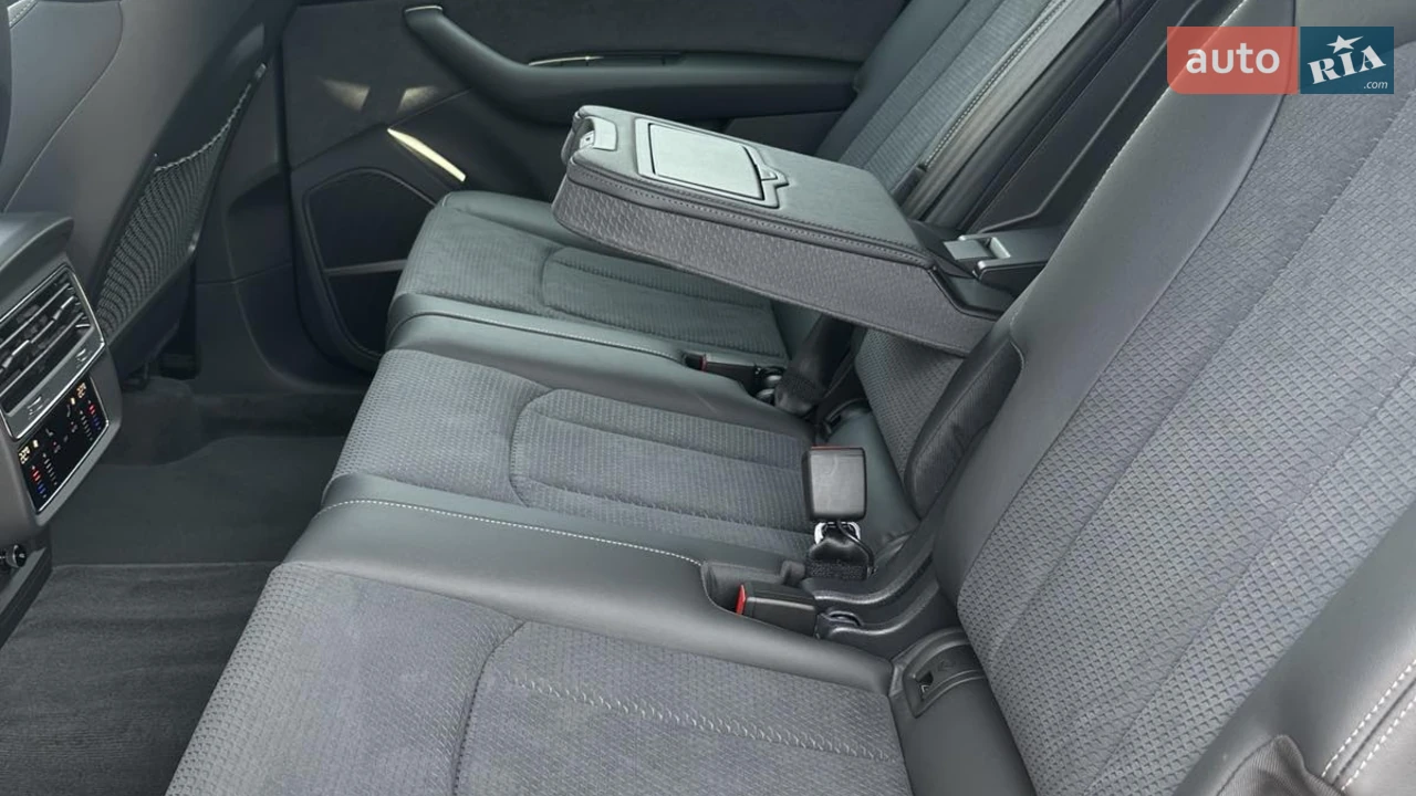 Audi-20