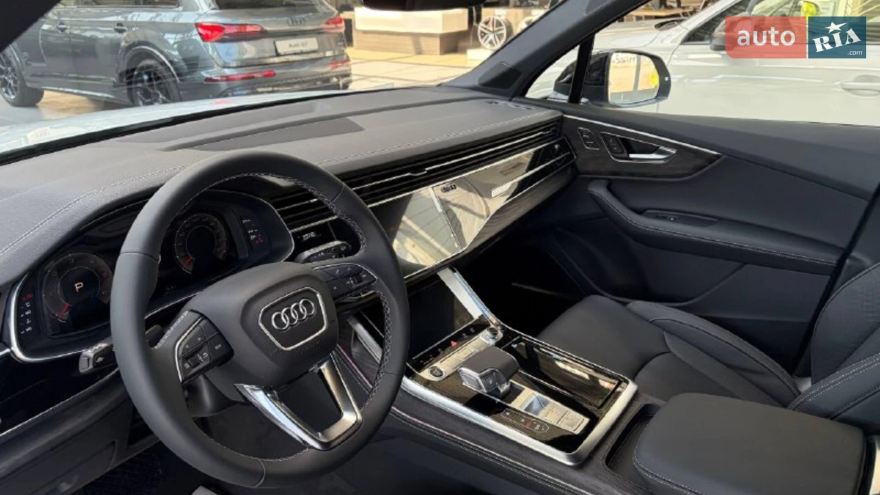 Audi-7