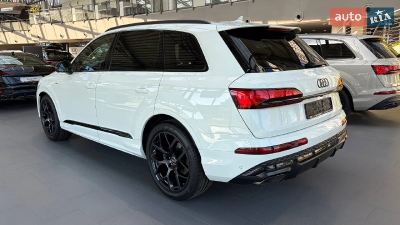 Audi-5