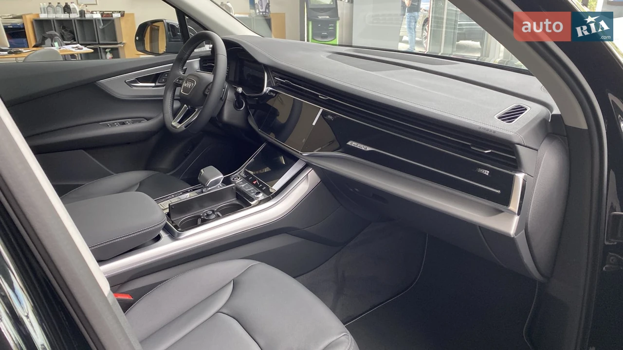 Audi-24