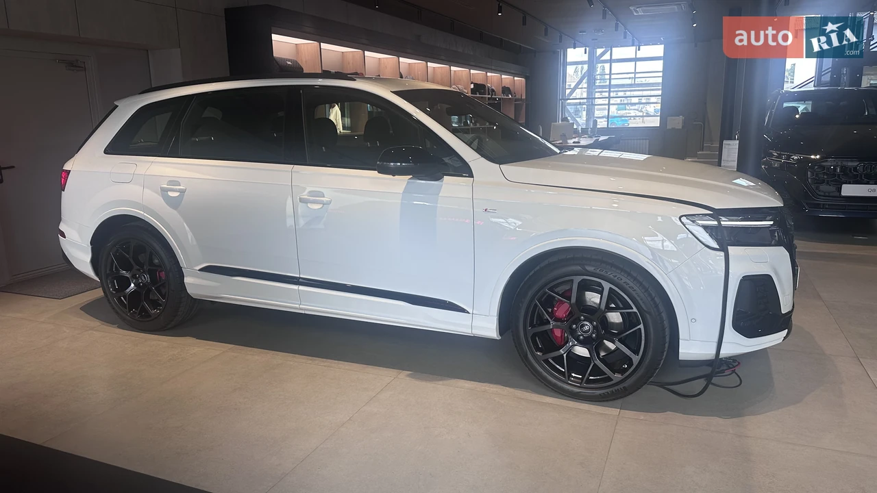 Audi-3
