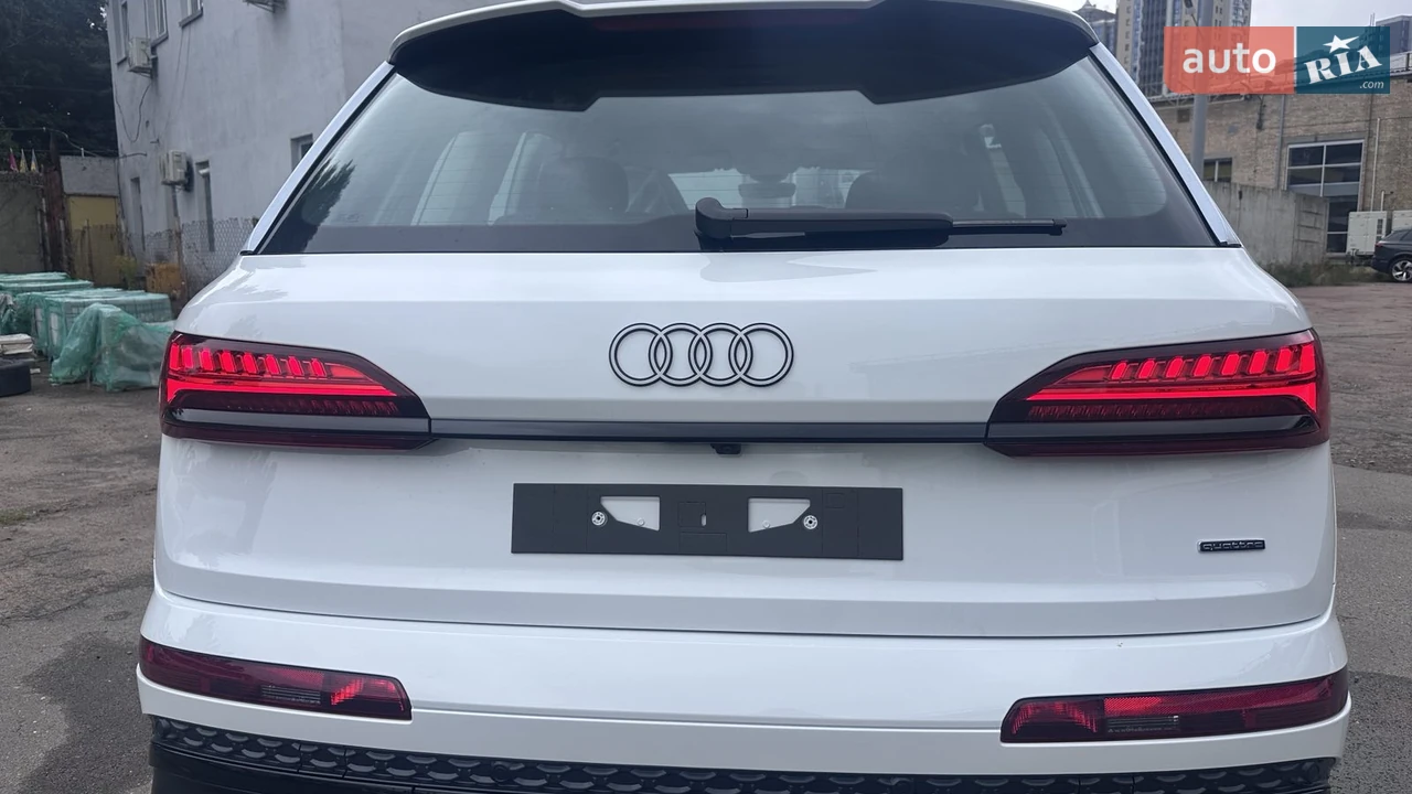 Audi-6