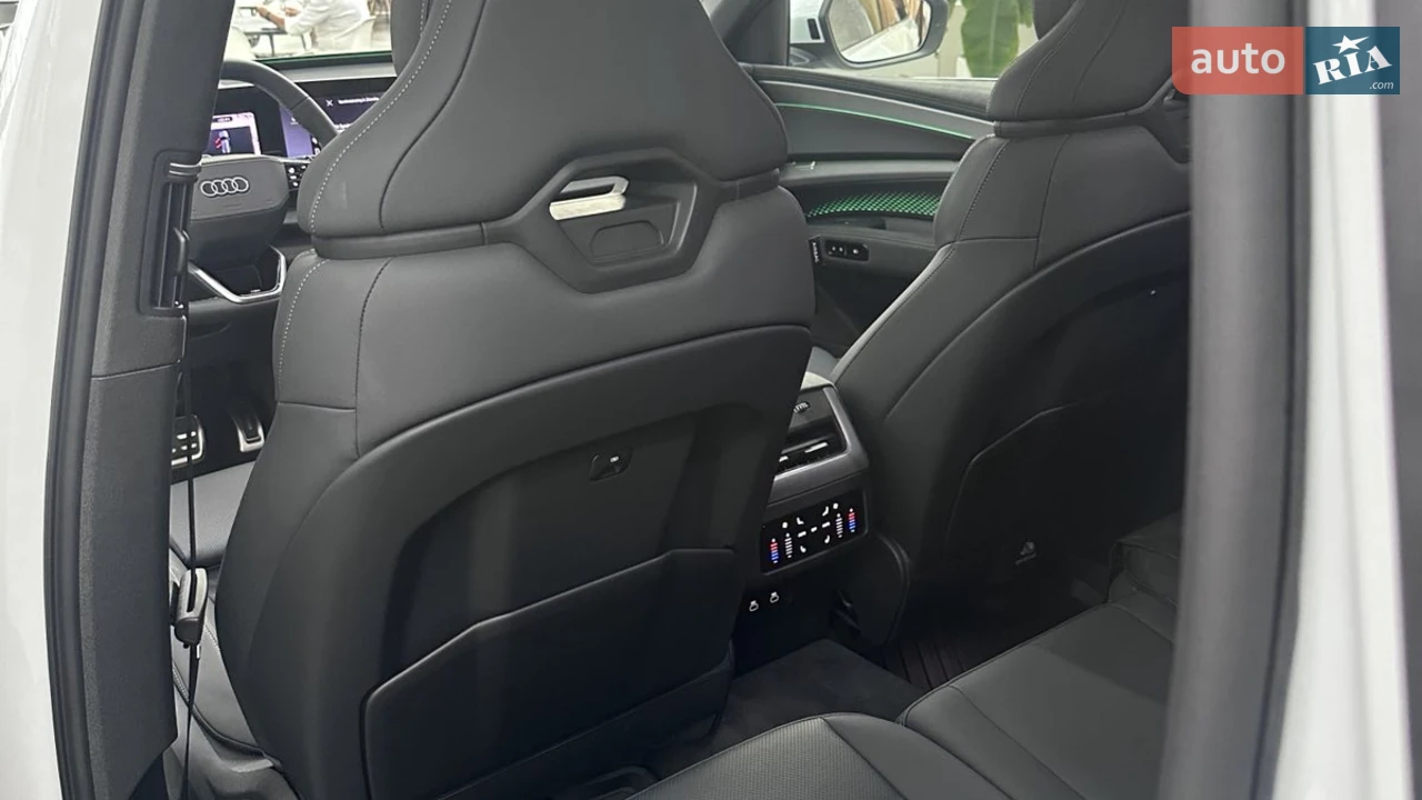 Audi-4