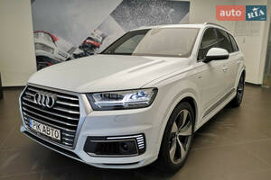 Audi Q7 2019 року