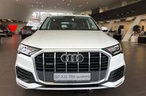 Audi Q7 Base