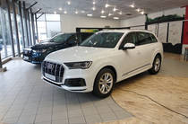 Audi Q7 Basis