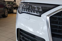 Audi Q7 Basis